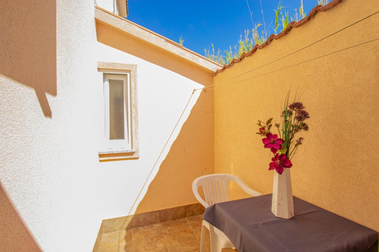 Apartament Galapagus Privat Beach & Boat Dock Metajna Zewnętrze zdjęcie