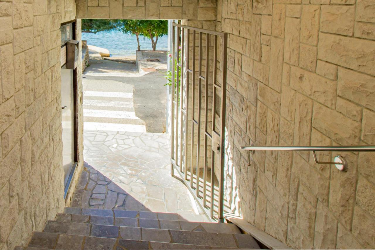 Apartament Galapagus Privat Beach & Boat Dock Metajna Zewnętrze zdjęcie
