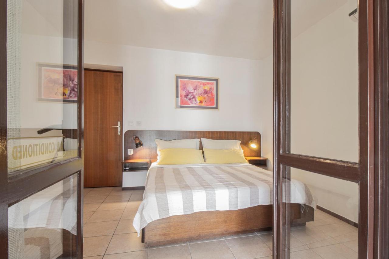Apartament Galapagus Privat Beach & Boat Dock Metajna Zewnętrze zdjęcie